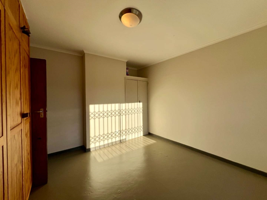 To Let 3 Bedroom Property for Rent in La Colline Western Cape